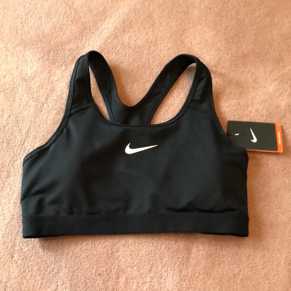 NWT Black Nike Sports Bra